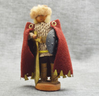 Vintage Viking Warrior Toy - Figurines