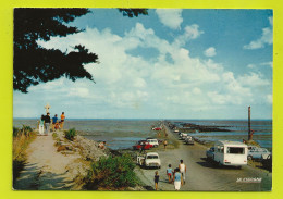 85 Noirmoutier LE PASSAGE DU GOIS VOIR ZOOMS Simca Ariane Avec Caravane Renault Dauphine 4L Simca 1000 Peugeot 404 - Noirmoutier