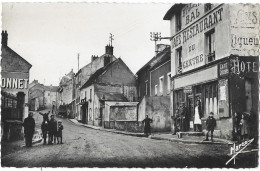 CPSM MENUCOURT: La Grande Rue - N°2  Marco - édit Kambrun (café Restaurant Du Centre) (âne) - Menucourt