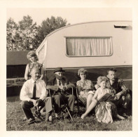 Caravaning * Caravane Ancienne Marque Type Modèle ? * Photo Ancienne 9x9cm - Other & Unclassified