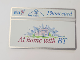 United Kingdom-(BTI022)-At Home With-(27)-(20units)(112B54173)(tirage-4.256)price Cataloge-5.00£-mint) - BT Interne