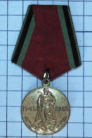 Médailles & Décorations Russe >Couleur Or > T 3/ PL Milit.11) 4 - Russland