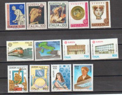 ITALIE.  EUROPA CEPT ,  Années 1974 à 1996 .  13 Timbres Neufs ** - Verzamelingen