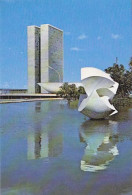 AK148894 BRAZIL - Brasilia - Congresso Nacional - Escultura Meteoro - Brasilia