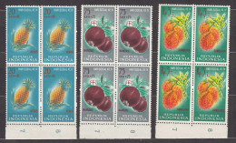 Indonesia 1961 Fruits Mi#320-322 Mint Never Hinged Pieces Of Four - Indonesia