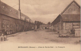 Cpa Entrammes Abbaye Du Port Du Salut La Fromagerie - Entrammes