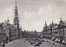 AK148922 BELGIUM - Bruxelles - Hotel De Ville Et Grand' Place - Places, Squares