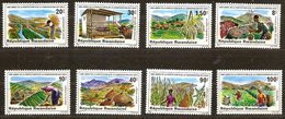 Rwanda Ruanda 1980 OCBn°  1020-1027 *** MNH Cote 7 Euro Faune Et Flore - Ongebruikt