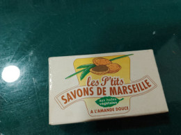 MINI-SAVONNETTE "LES P'TITS SAVONS DE MARSEILLE"  / PERSAVON - Otros & Sin Clasificación