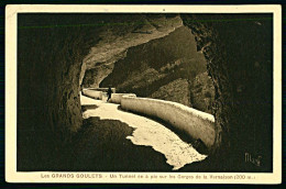 A63 FRANCE CPA  LES GRANDS GOULERS - UN TUNNEL EN A PIC SUR LES GORGES DE LA VERNAISON - Collections & Lots