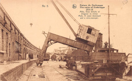 Môle - Grue Détruite Et Drageur De Mines - Zeebrugge - Zeebrugge