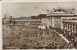 BLACKPOOL, Interior Open Air Baths (Publisher - Unknown) Date - July 1927, Used (Vintage, Real Photograph) - Blackpool