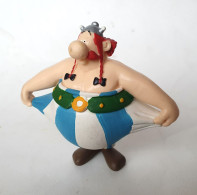 FIGURINE ASTERIX PLASTOY 2007 OBELIX TIRE SUR SES POCHES (2) - Astérix & Obélix