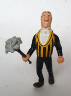 FIGURINE TINTIN  PLASTOY 1994 NESTOR 2EME TIRAGE - Tim & Struppi