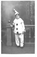 Carte Photo Enfant Déguisé En Pierrot - Autres & Non Classés