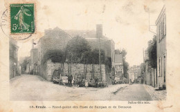 Ernée * 1909 * Rond Point Des Rues De Surgan Et De Desosus * Machines Agricoles Enfants Villageois - Ernee