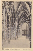 AK149353 BELGIUM - Tournai - La Cathédrale - Avant Porche - Tournai