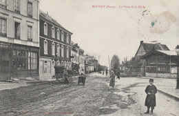 27 - ROUTOT - La Place De La Halle - Routot