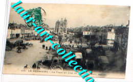 CPA ANIMÉ 27 EURE LE NEUBOURG LA PLACE JOUR MARCHÉ 1910 CALECHE CHEVAL NORMANDIE / CARTE POSTALE ANCIENNE (1760) - Le Neubourg