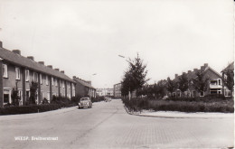 2771	20	Weesp, Breitnerstraat (rechts Boven Een Kleine Scheur) - Weesp