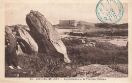 Les Iles Chausey , Près Granville * La Grenouille Et Le Nouveau Château * Menhir Dolmen Pierre Ccahet Débit Tabac MOULIN - Other & Unclassified