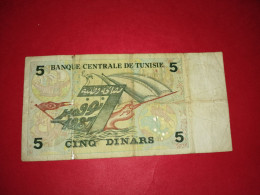 BILLET 5 DINARDS TUNISIE 1987 OU 1993 Voir Photos - Tunisia