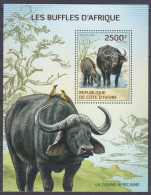 2014 Ivory Coast Cote D'Ivoire 1588/B204 Fauna - Buffaloes 11,00 € - Koeien