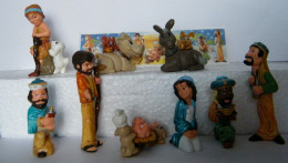 SC37) SERIE COMPLETA KINDER FERRERO, PRESEPE 1997 - 9 PERSONAGGI + CARTINA - Famiglie