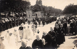 Quimper       29         Joli Lot De 14 Cartes Photo De La Fête Dieu 1925-30 Dans Différentes Rues      (voir Scan) - Quimper