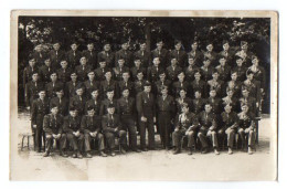 CPA 3409 - MILITARIA - Carte Photo Militaire - Un Groupe De Soldats Section C C S à MONTLHERY - Characters