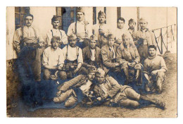 CPA 3410 - MILITARIA - Carte Photo Militaire - Un Groupe De Soldats à SAINT - ETIENNE - Characters