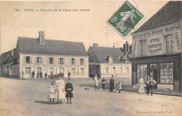 28-BROU- UN COIN DE LA PLACE DES HALLES - Andere & Zonder Classificatie