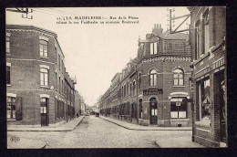 CPA 59 - LA MADELEINE - 21 RUE DE LA PLAINE RELIANT LA RUE FAIDHERBE AU NOUVEAU BOULEVARD - La Madeleine