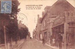 14-LANGRUNE- SUR-MER- LE CAFE DE LA POSTE ET LA RUE DE LA MER - Autres & Non Classés