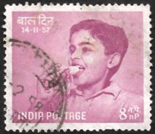 INDE 1957 - YT 87  Fil. étoile - Journée De L'Enfant  - Oblitéré - Used Stamps
