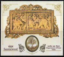 India 2006 Sandalwood Scented MS, MNH, SG 2371 (D) - Nuevos