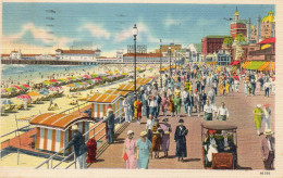 New Jersey Atlantic City Strolling On The Boardwalk - Atlantic City