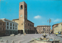 W6499 Fano (Pesaro Urbino) - Piazza XX Settembre - Auto Cars Voitures / Viaggiata 1963 - Fano