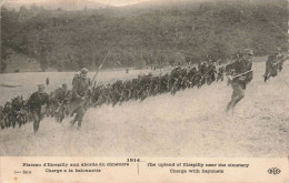 MILITARIA - 1914 - Plateau D'Etrepilly Aux Abords Du Cimetière - Charge à La Baïonnette - ED - Carte Postale Ancienne - Weltkrieg 1914-18