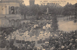 62-ARRAS-LA PROCESSION DE LA FÊTE-DIEU LE REPOSOIR DE LA RUE DES GAUGUIERS - Arras