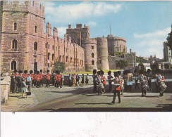 Band Of Grenadier Guards, Windsor, Berks  - Unused Postcard - UK8 - Great Yarmouth