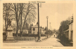 JUSSAC Avenue De La Poste Et Le Monument - Jussac