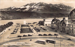 SUISSE - LUZERN - Bahnhofplatz Mit Rigi Wagenbachbrunnen U. Kunsthaus - Carte Postale Ancienne - Lucerna