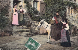 FOLKLORE - Le Quêteur à Dos D'Ane - Carte Postale Ancienne - Costumes