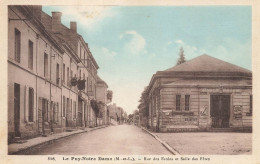 Le Puy Notre Dame * Rue Des écoles Et Salle Des Fêtes - Autres & Non Classés