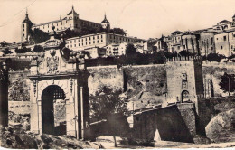 ESPAGNE - Toledo - Le Point D'Alcantara Et L'Alcazar Devant Le Siège - Carte Postale Ancienne - Andere & Zonder Classificatie