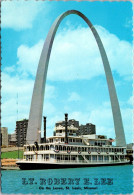 Missouri St Louis Gateway Arch And Robert E Lee Riverboat Restaurant - St Louis – Missouri