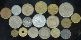 Lot De 18 Monnaies Du Monde ( 77 ) - Lots & Kiloware - Coins