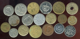 Lot De 19 Monnaies Du Monde ( 88 ) - Kilowaar - Munten