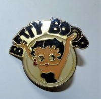 Pin's Pins  PIN-UP SEXY EROTIQUE BETTY BOOP  LISSE - Pin-Ups